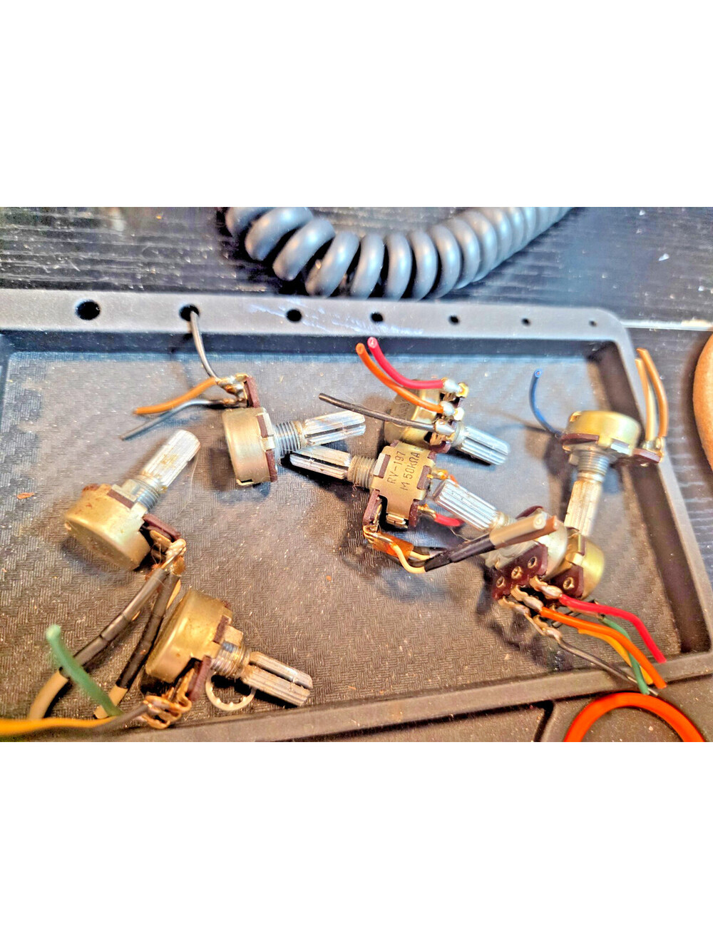 ALL WORKING SET OF POTS ONLY FROM PRESIDENT DWIGHT D CB RADIO